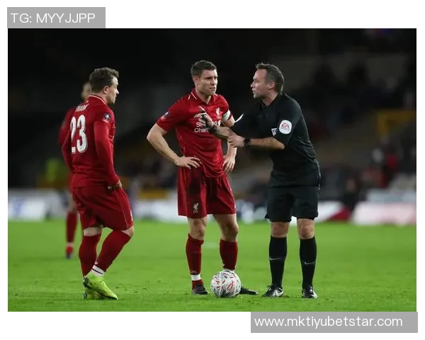 英超第9轮裁判安排揭晓泰勒执法曼联对布莱顿胡珀掌控利物浦比赛 英超第9轮裁判安排揭晓泰勒执法曼联对布莱顿胡珀掌控利物浦比赛